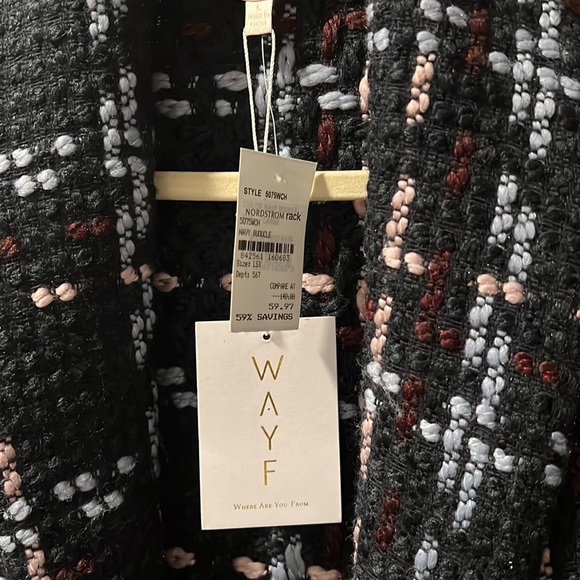 New with tags coat - Picture 3 of 7